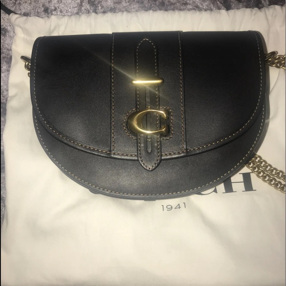 Coach saddle 20